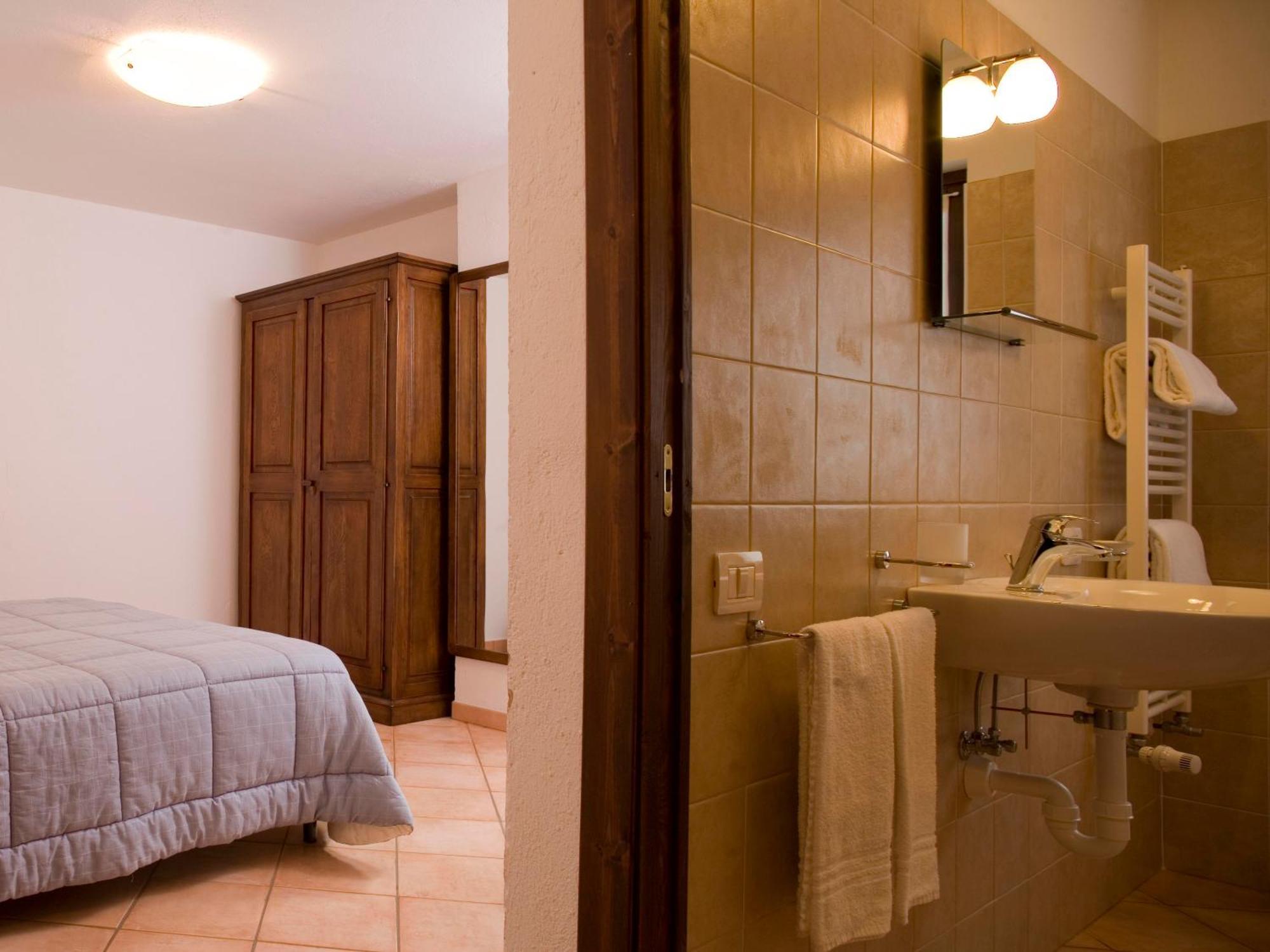 Agriturismo Les Hiboux Brusson Exteriér fotografie